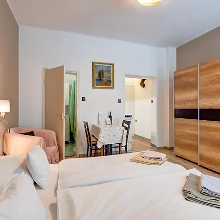 Apartment Gyapay Heviz
