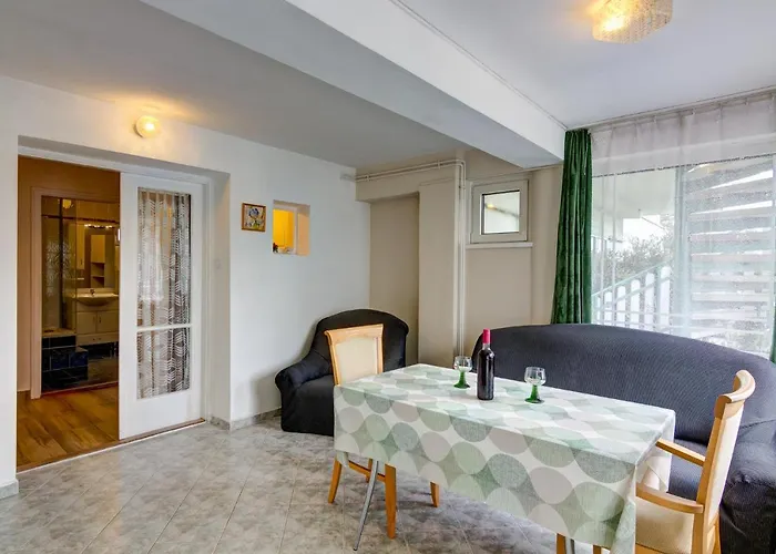 Apartment Gyapay *